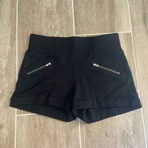 Ci Sono Shorts